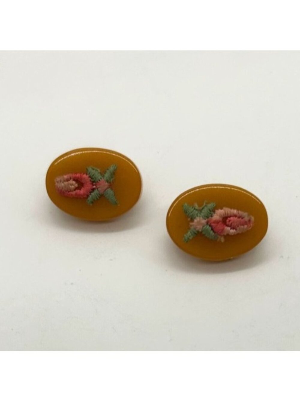 Bakelite Clip-On Earrings  Butterscotch Pink & Green Embroidered Floral Vintage - Picture 7 of 15